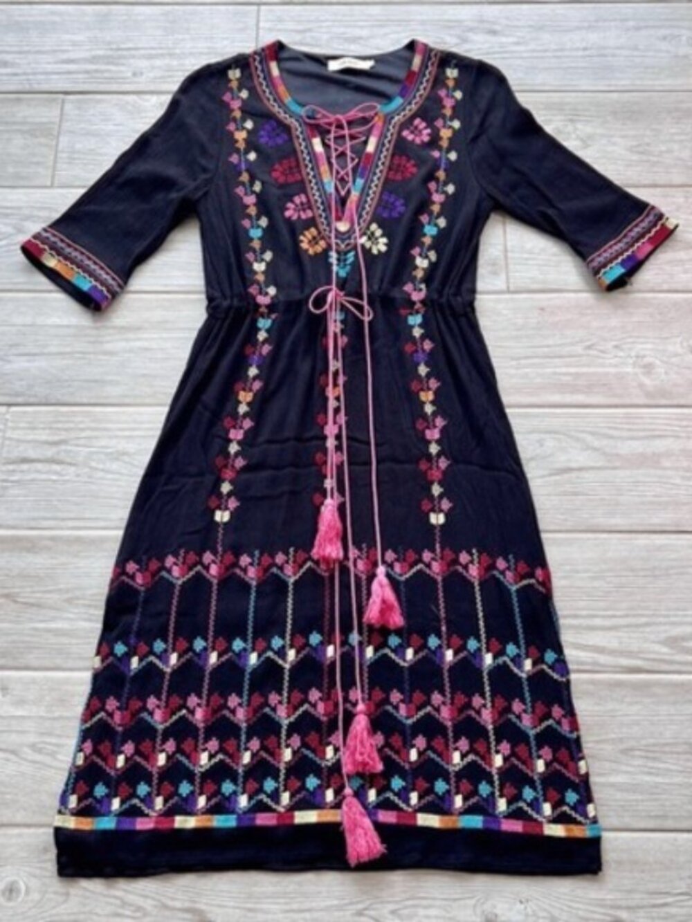 Lynn Adler Women's M Black Embroidered Floral Tassel Tie Midi Dress